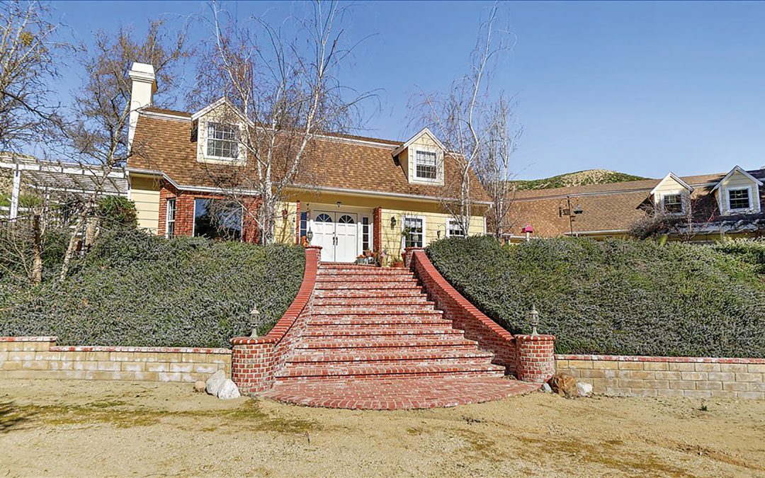 A Placerita Charmer in Newhall