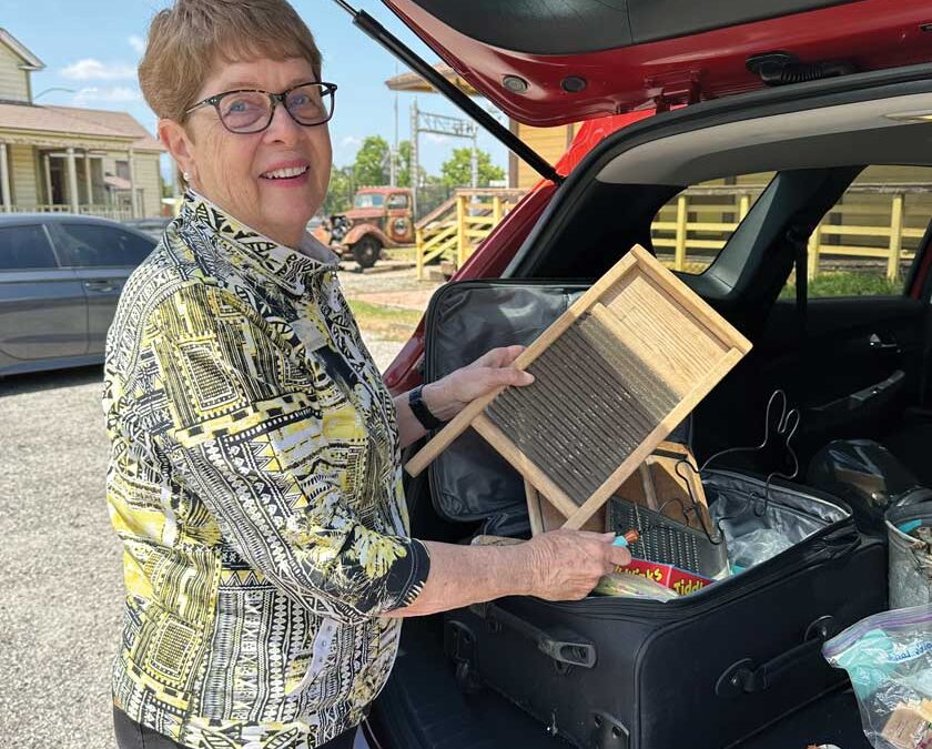 Sharing Knowledge One Student At A Time