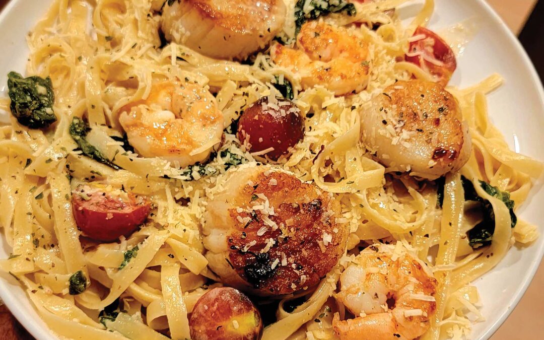Easy Tuscan Shrimp and Scallop Pasta