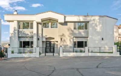 Show Stopping Modern Luxury Estate